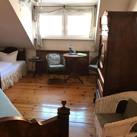 Alte Försterei Pensionat 3*