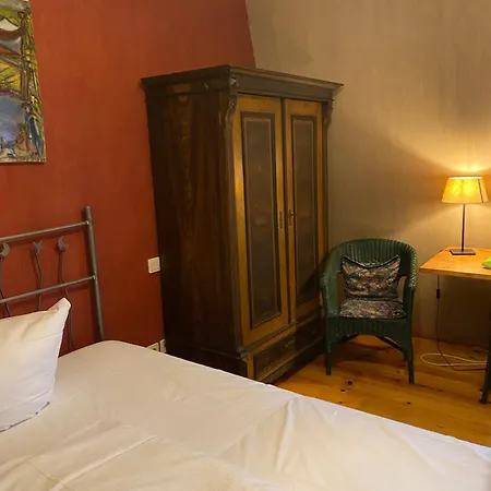 Alte Försterei Pensionat 3*