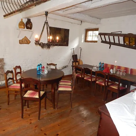 Alte Forsterei 3*