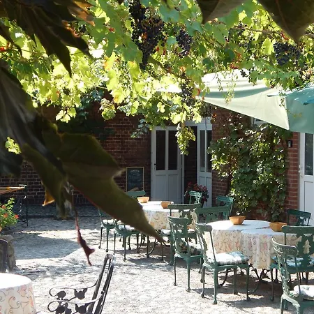 Alte Försterei Pensionat 3*